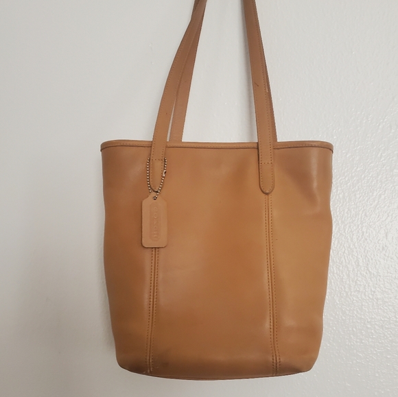 Rare Coach Tan Leather Bucket Tote Shoulder Bag - Picture 1 of 16